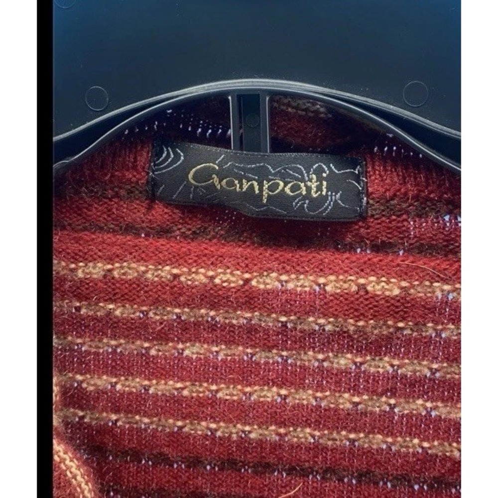 Ganpati Women's Cardigan Sweater Burgandy Long Sleeve‎ with Embelished Design - Picture 3 of 5